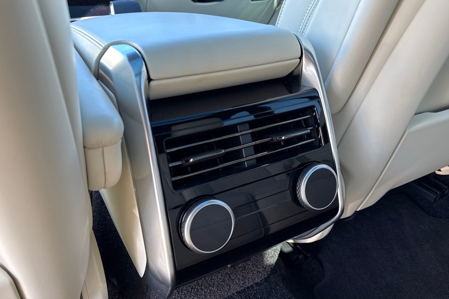 Used Land Rover Range Rover 2025 for sale - 78107486: Photo 44