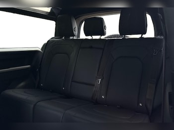 Used Land Rover Defender 2025 for sale - 78915861: Photo