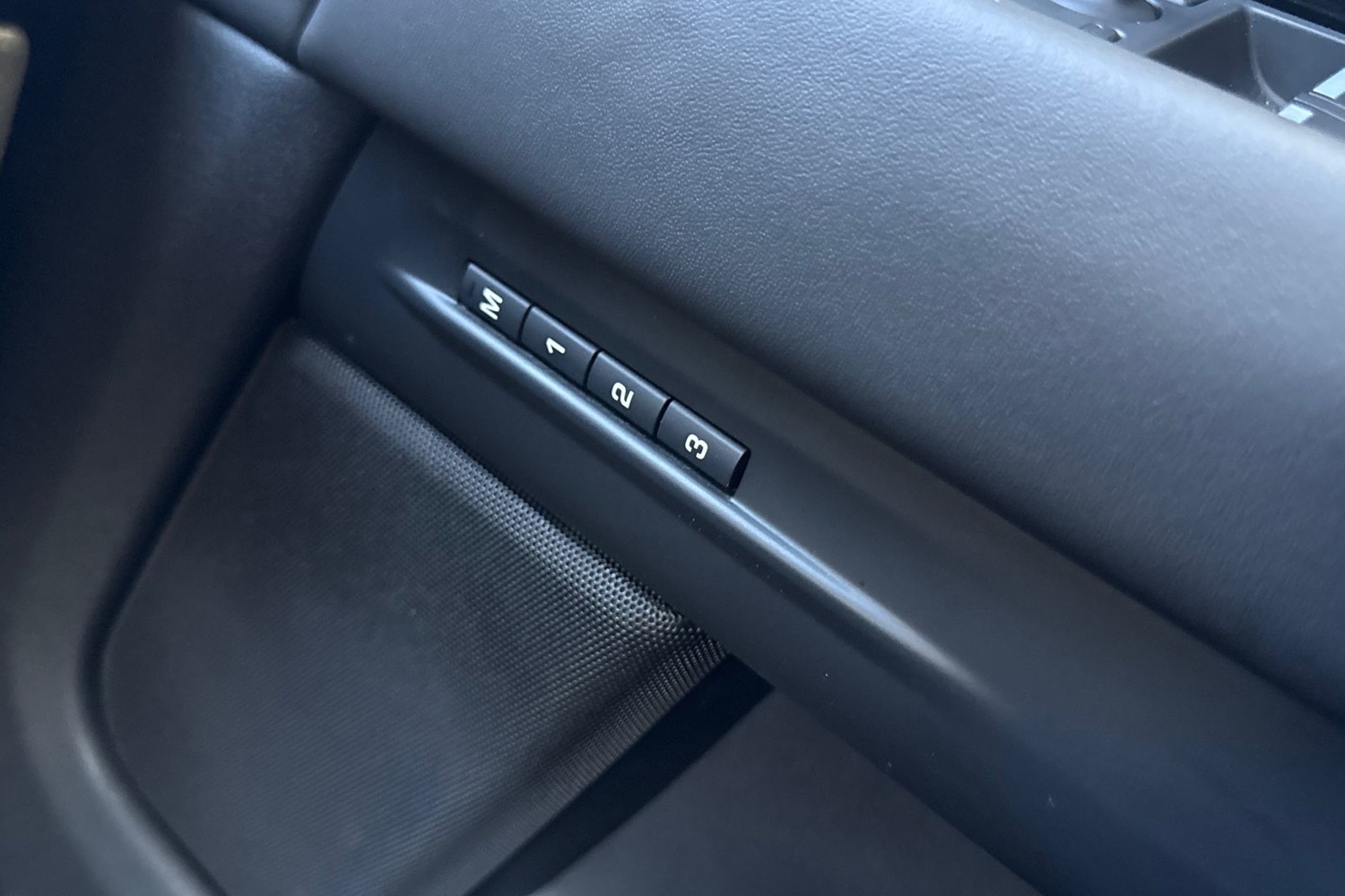 Used Land Rover Range Rover Evoque 2023 for sale - 76929149: Photo 25