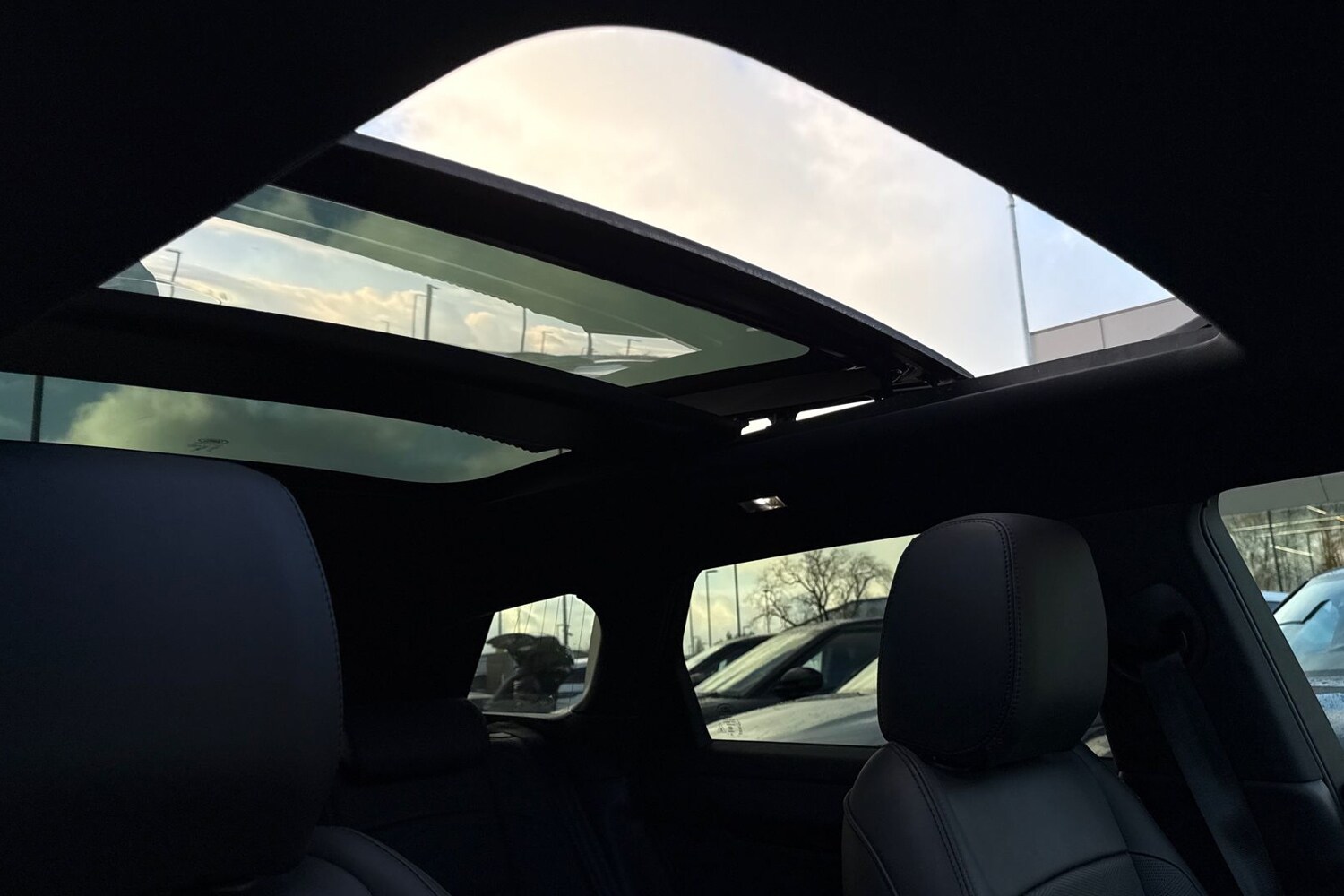 Used Land Rover Range Rover Evoque 2023 for sale - 76929149: Photo 32