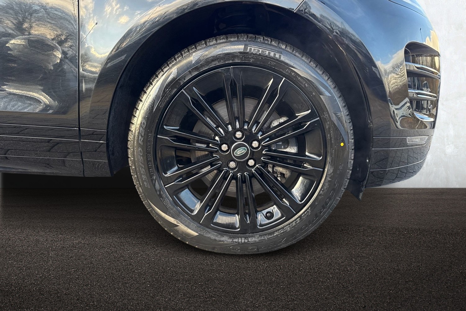 Used Land Rover Range Rover Evoque 2023 for sale - 76929149: Photo 8