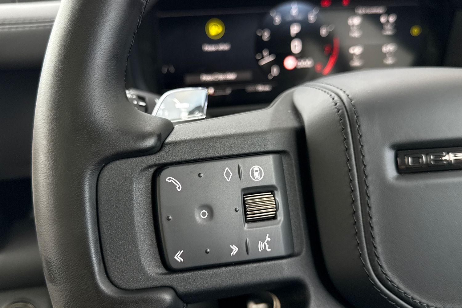 Used Land Rover Defender 110 2026 for sale - 77083967: Photo 17