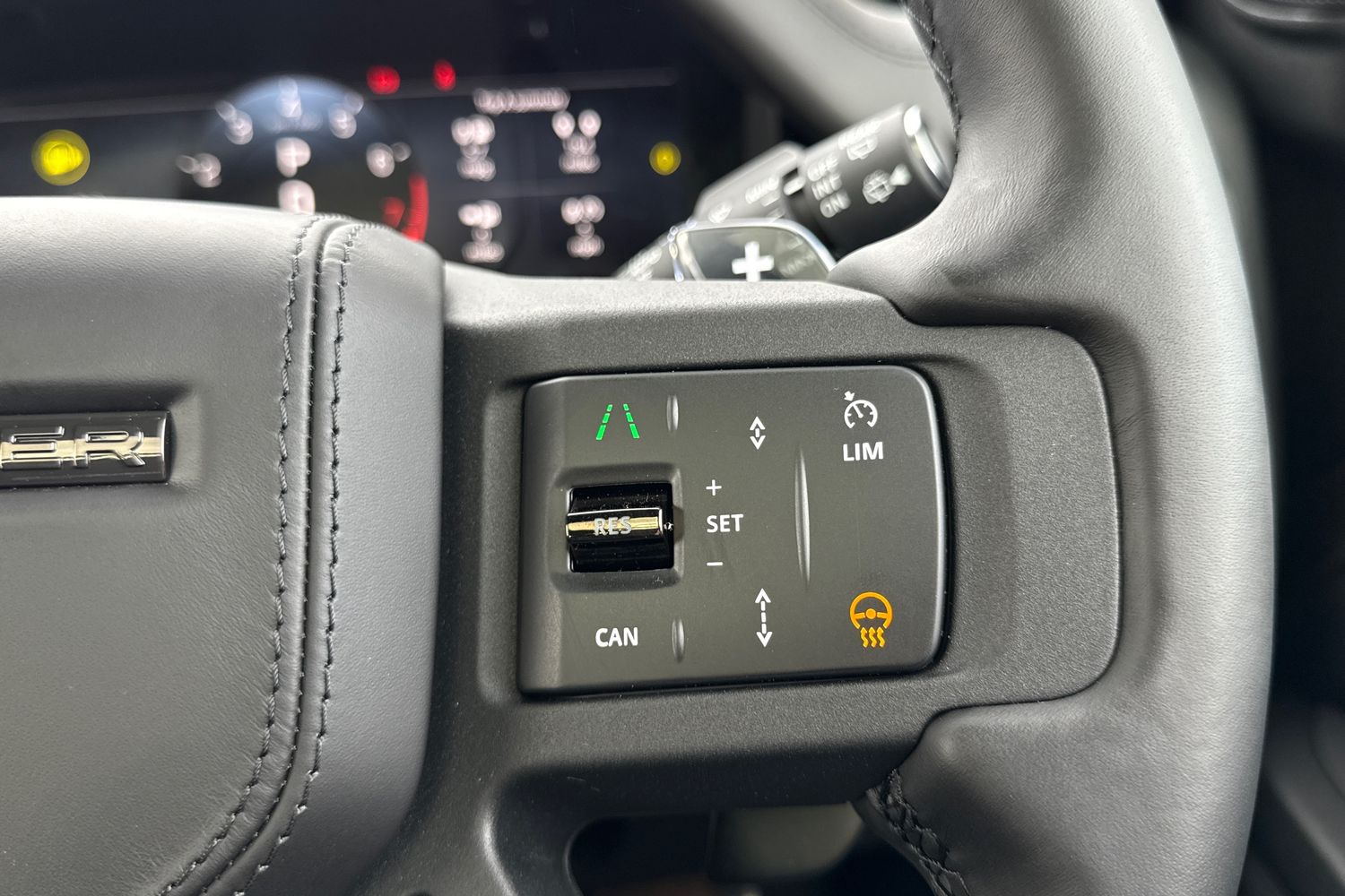 Used Land Rover Defender 110 2026 for sale - 77083967: Photo 18