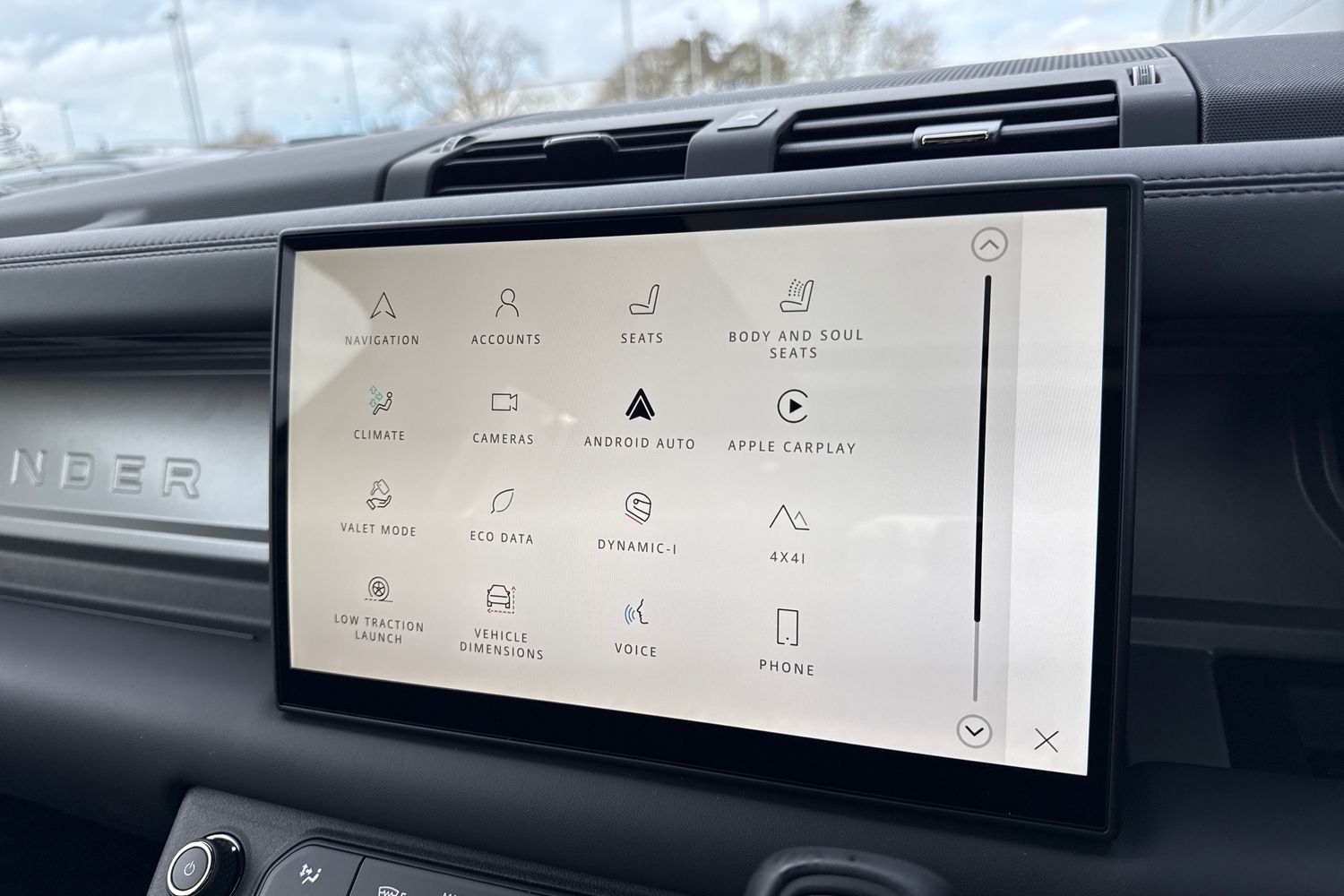 Used Land Rover Defender 110 2026 for sale - 77083967: Photo 54