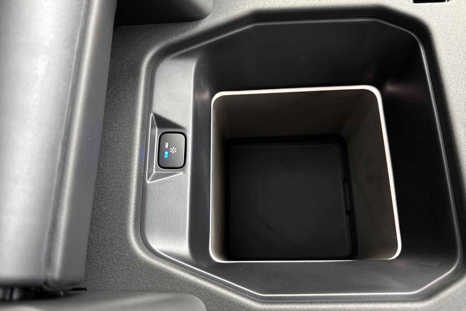 Used Land Rover Defender 110 2026 for sale - 77083967: Photo 58