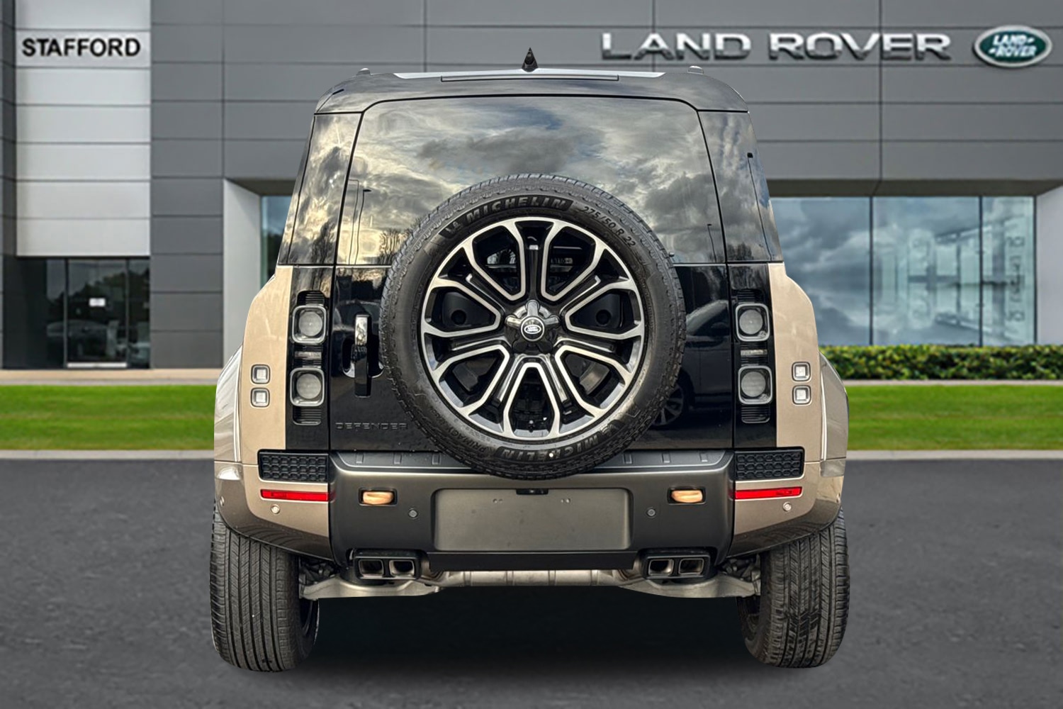 Used Land Rover Defender 110 2026 for sale - 77083967: Photo 6