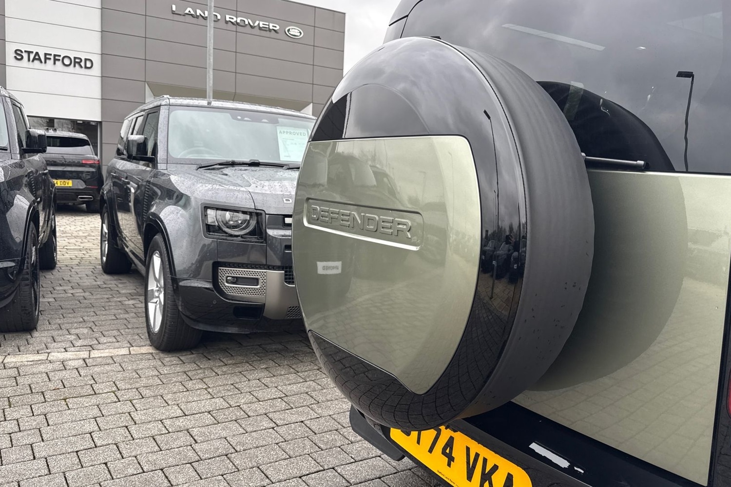 Used Land Rover Defender 2024 for sale - 77608257: Photo 31