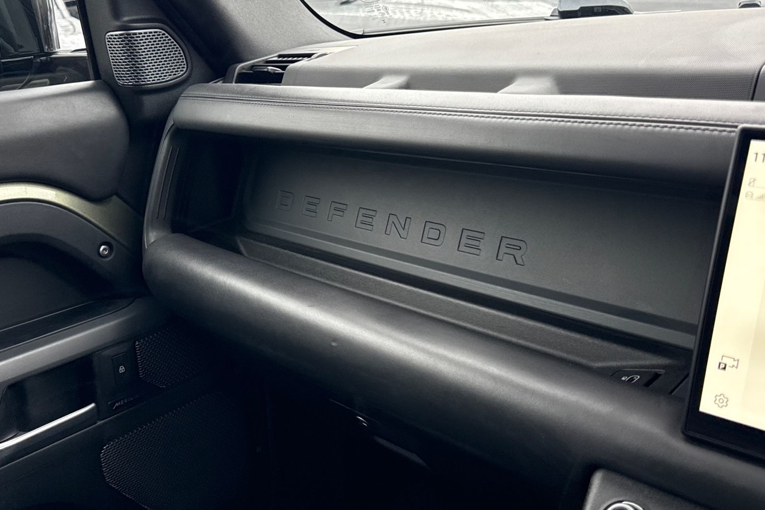 Used Land Rover Defender 2024 for sale - 77608257: Photo 47