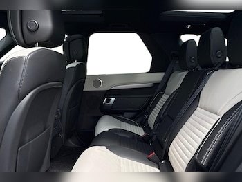 Used Land Rover Discovery 2024 for sale - 78577231: Photo