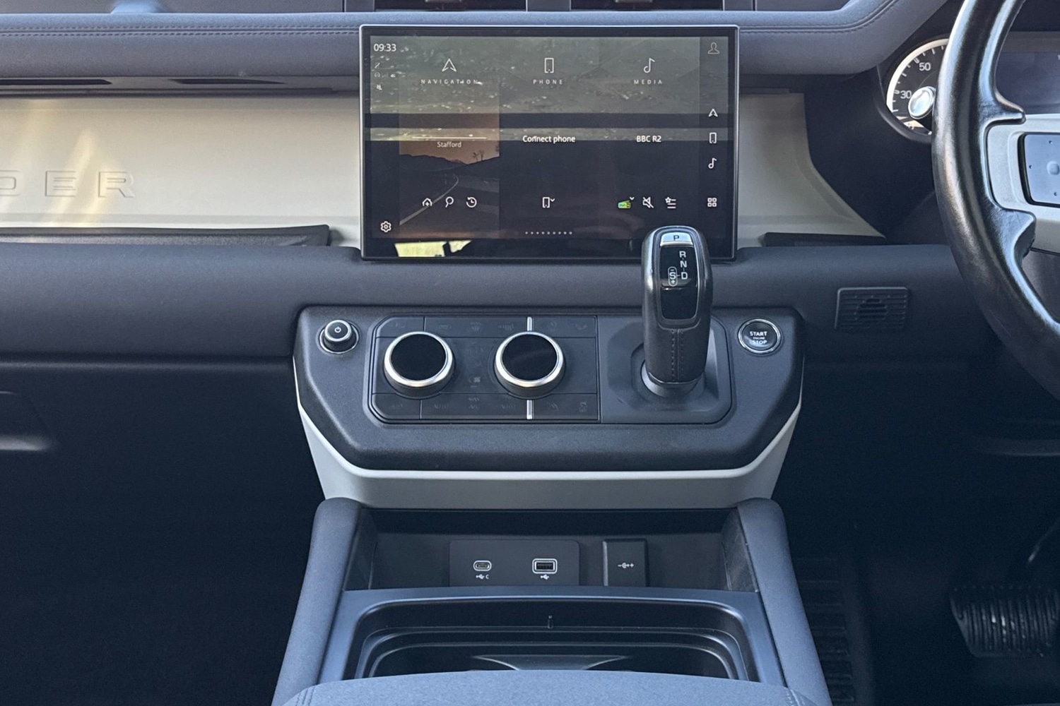 Used Land Rover Defender 110 2023 for sale - 76520058: Photo 15