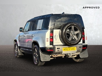 Used Land Rover Defender 110 2023 for sale - 76520058: Photo