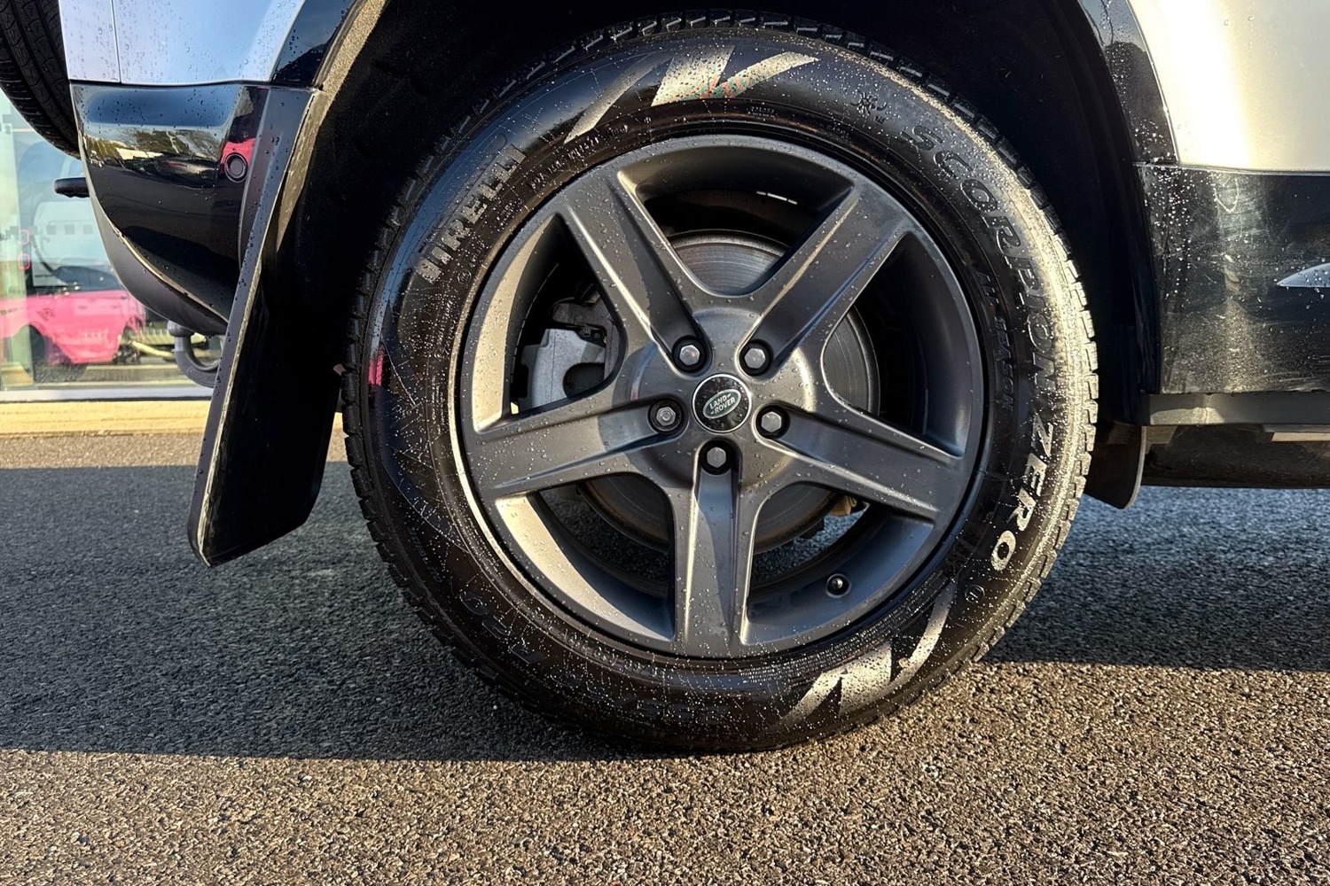 Used Land Rover Defender 110 2023 for sale - 76520058: Photo 30