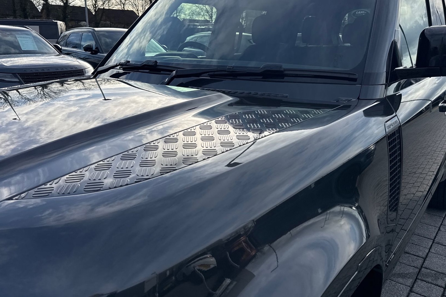 Used Land Rover Defender 2024 for sale - 77270511: Photo 21