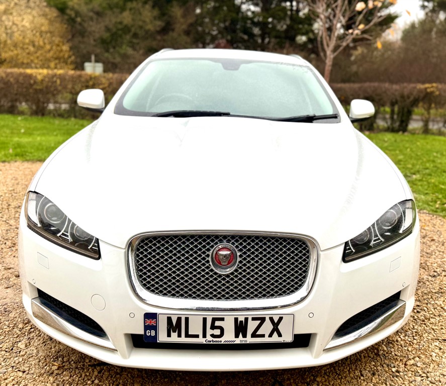 Used Jaguar XF 2015 for sale - 76922084: Photo 5