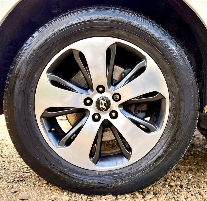 Used Hyundai Santa Fe 2012 for sale - 77339686: Photo 12