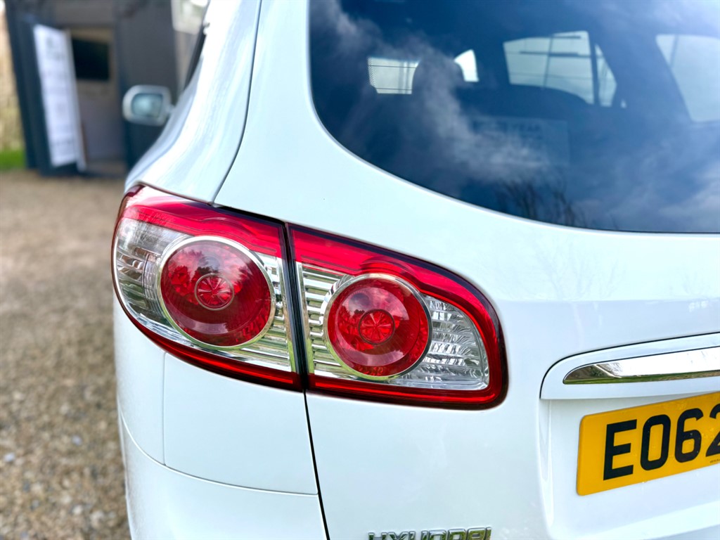 Used Hyundai Santa Fe 2012 for sale - 77339686: Photo 17