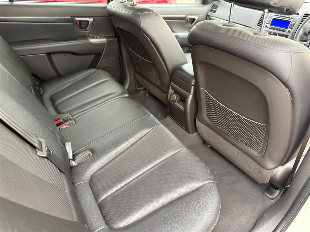 Used Hyundai Santa Fe 2012 for sale - 77339686: Photo 29