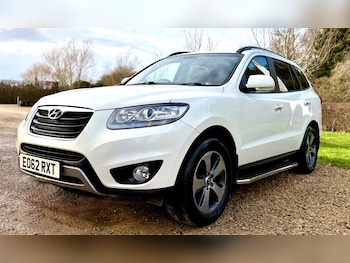 Used Hyundai Santa Fe 2012 for sale - 77339686: Photo