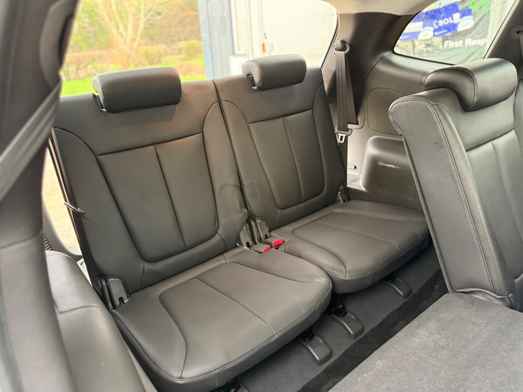 Used Hyundai Santa Fe 2012 for sale - 77339686: Photo 31