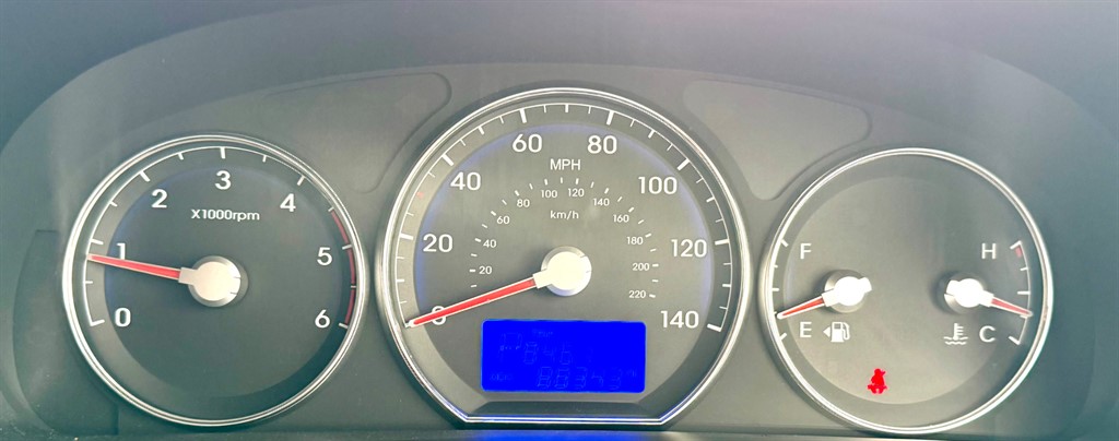 Used Hyundai Santa Fe 2012 for sale - 77339686: Photo 38