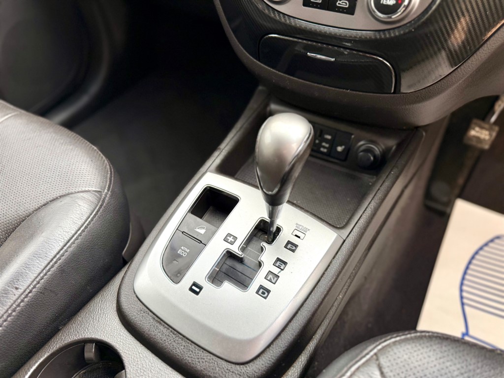 Used Hyundai Santa Fe 2012 for sale - 77339686: Photo 8