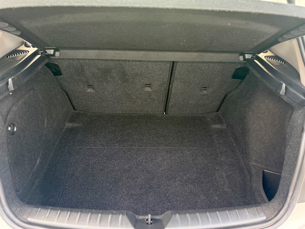 Used BMW 1 Series 2012 for sale - 76640622: Photo 31