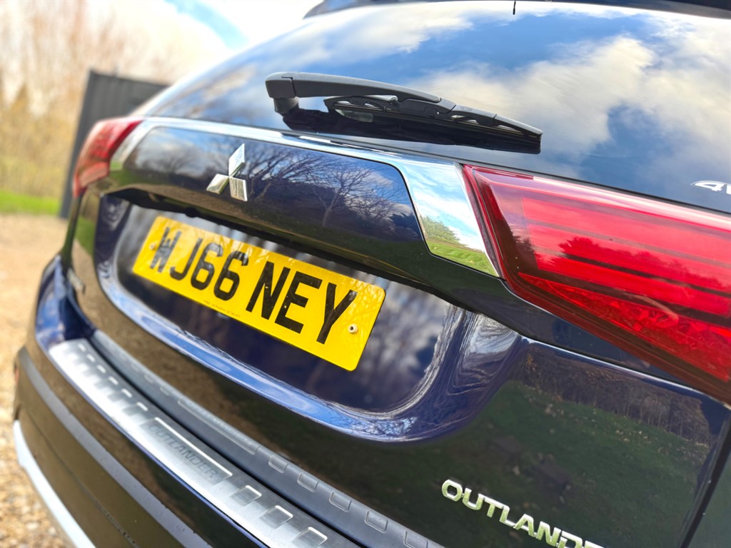 Used Mitsubishi Outlander 2016 for sale - 76915339: Photo 13