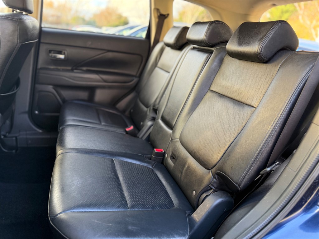 Used Mitsubishi Outlander 2016 for sale - 76915339: Photo 33