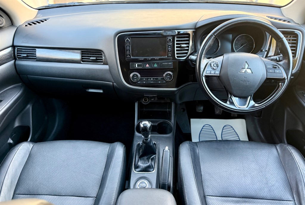 Used Mitsubishi Outlander 2016 for sale - 76915339: Photo 5