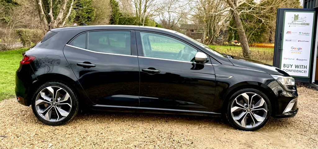 Used Renault Megane 2018 for sale - 77691197: Photo 7