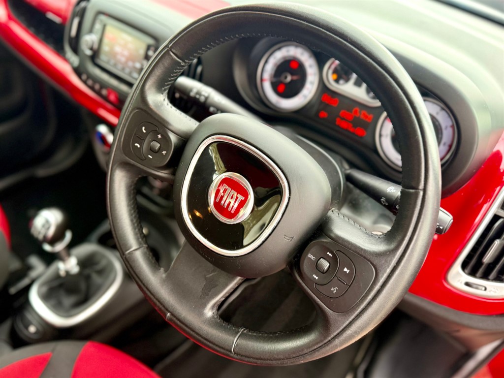 Used Fiat 500L 2013 for sale - 76435042: Photo 25