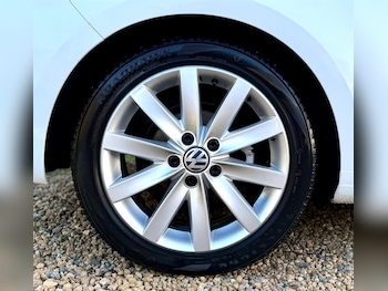 Used Volkswagen Golf 2012 for sale - 77063530: Photo