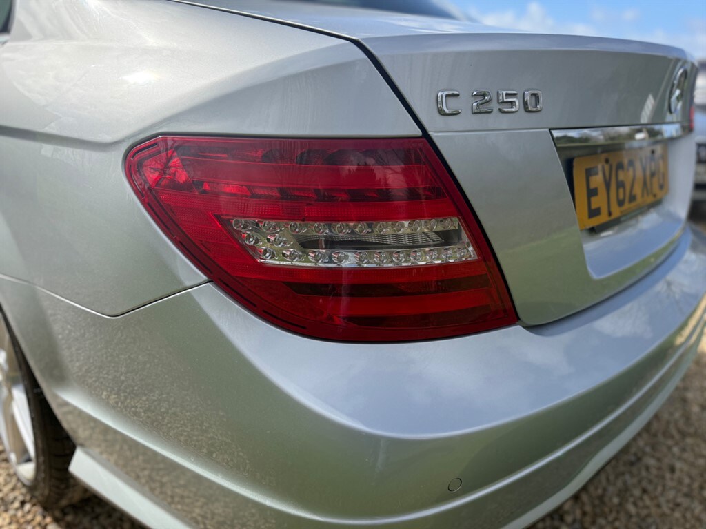 Used Mercedes-Benz C Class 2012 for sale - 77855996: Photo 13