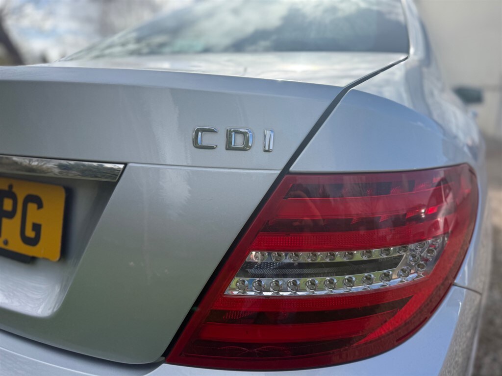 Used Mercedes-Benz C Class 2012 for sale - 77855996: Photo 15