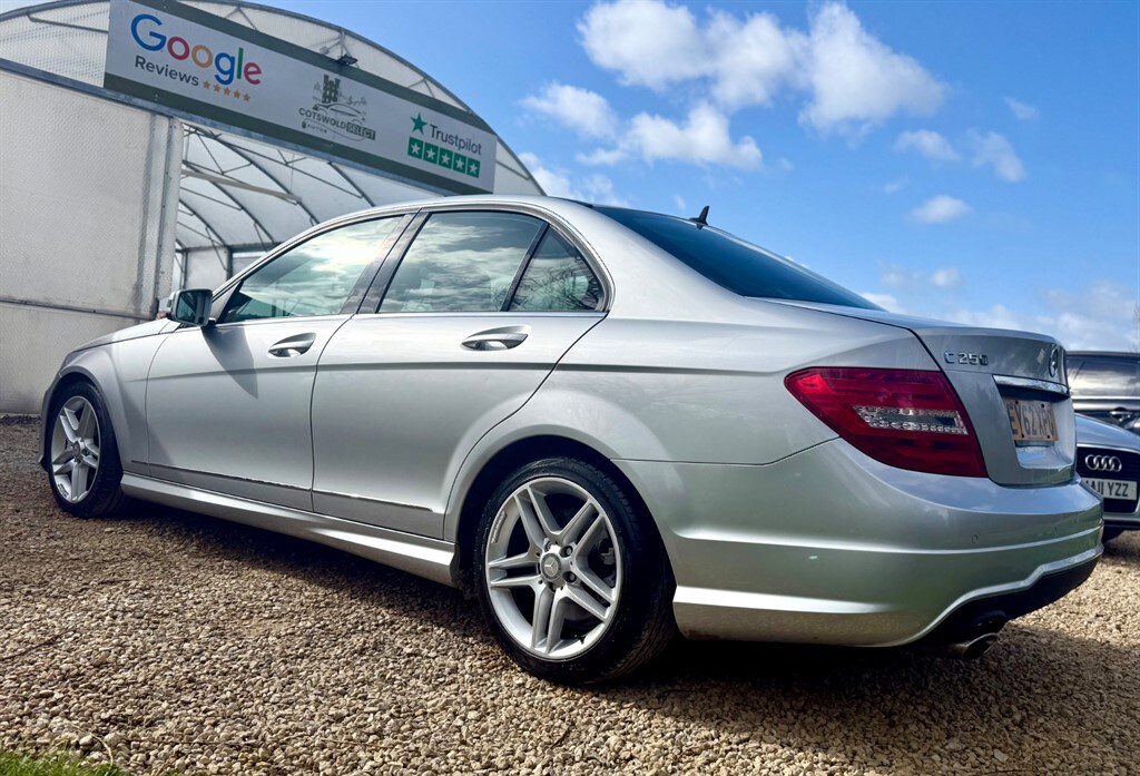 Used Mercedes-Benz C Class 2012 for sale - 77855996: Photo 18