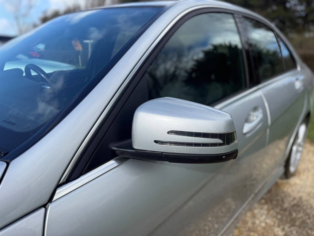 Used Mercedes-Benz C Class 2012 for sale - 77855996: Photo 27