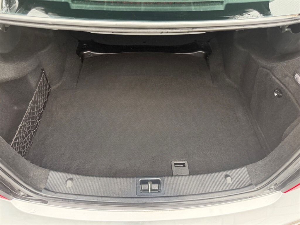 Used Mercedes-Benz C Class 2012 for sale - 77855996: Photo 31