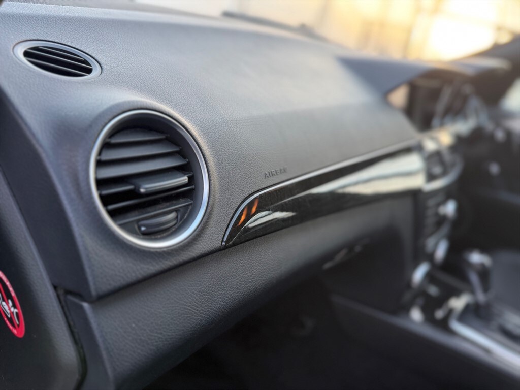 Used Mercedes-Benz C Class 2012 for sale - 77855996: Photo 33