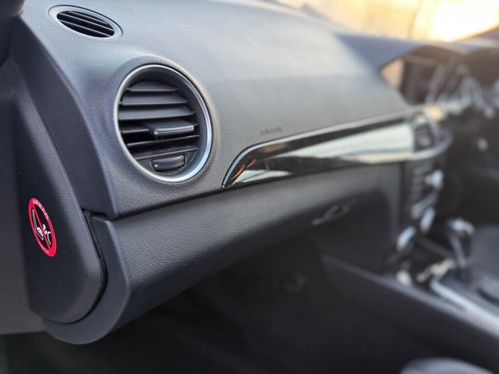 Used Mercedes-Benz C Class 2012 for sale - 77855996: Photo 34