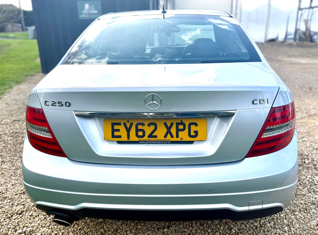 Used Mercedes-Benz C Class 2012 for sale - 77855996: Photo 6