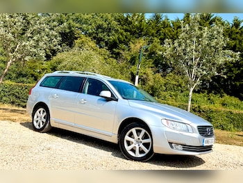 Used Volvo V70 2016 for sale - 79333449: Photo