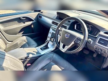 Used Volvo V70 2016 for sale - 79333449: Photo