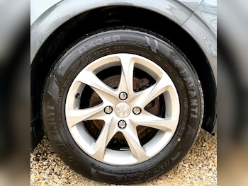 Used Peugeot 208 2013 for sale - 75355432: Photo