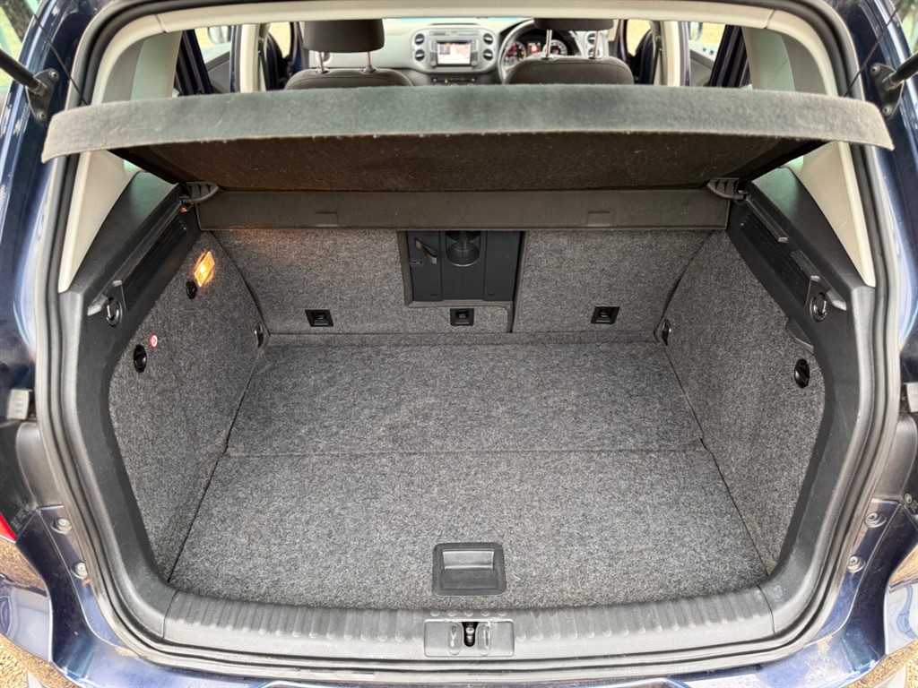 Used Volkswagen Tiguan 2015 for sale - 76738553: Photo 12