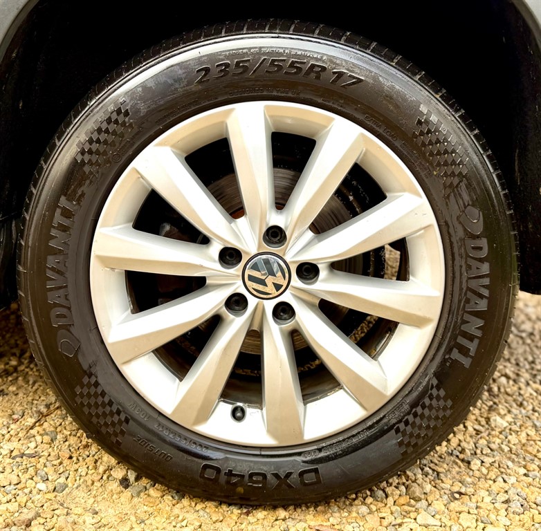 Used Volkswagen Tiguan 2015 for sale - 76738553: Photo 4