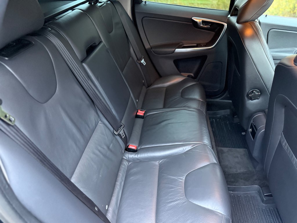 Used Volvo XC60 2013 for sale - 76575305: Photo 19