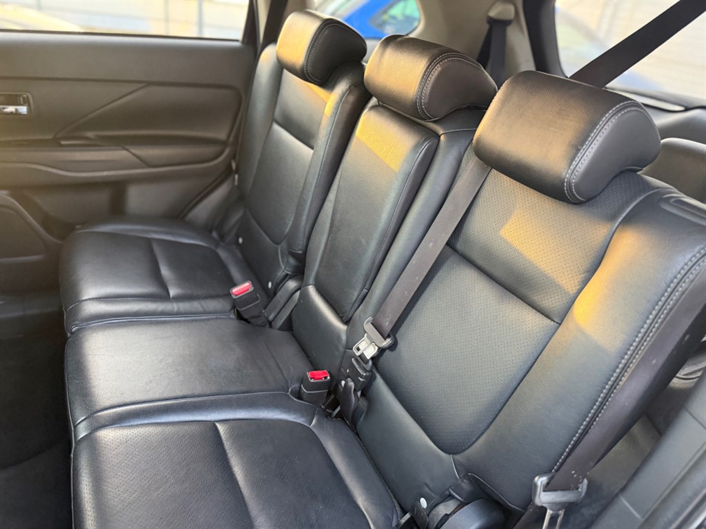 Used Mitsubishi Outlander 2015 for sale - 77951007: Photo 15