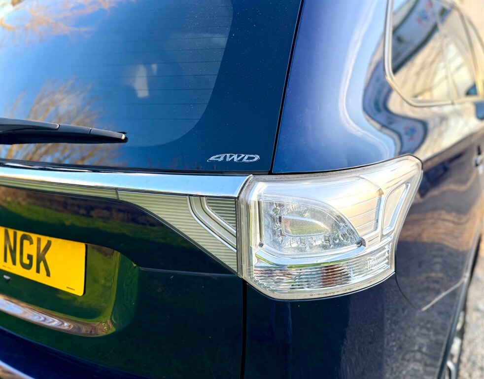 Used Mitsubishi Outlander 2015 for sale - 77951007: Photo 28