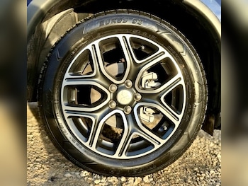 Used Mitsubishi Outlander 2015 for sale - 77951007: Photo