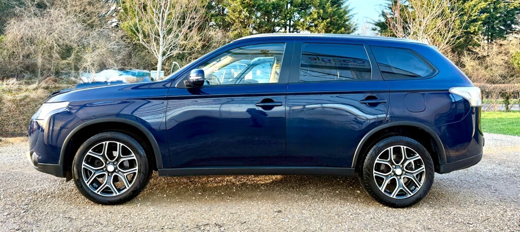 Used Mitsubishi Outlander 2015 for sale - 77951007: Photo 7